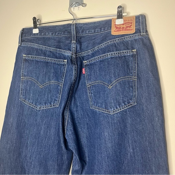 LEVI’S Low Pro Straight Jeans in Dark Wash - Picture 7 of 9